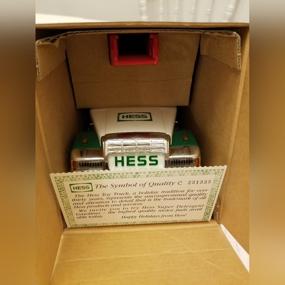 Hess 1994 Rescue Truck In Box - Picture 8 of 11